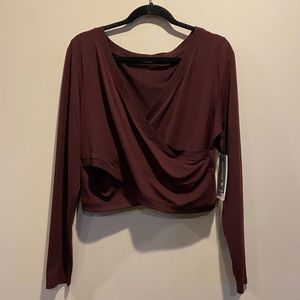 Athleta Auberge (Burgundy) Crop Wrap Top Large